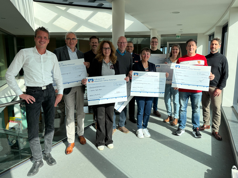 Spendenübergabe Volksbank Lehrte-Stiftung Spendenübergabe Volksbank Lehrte-Stiftung